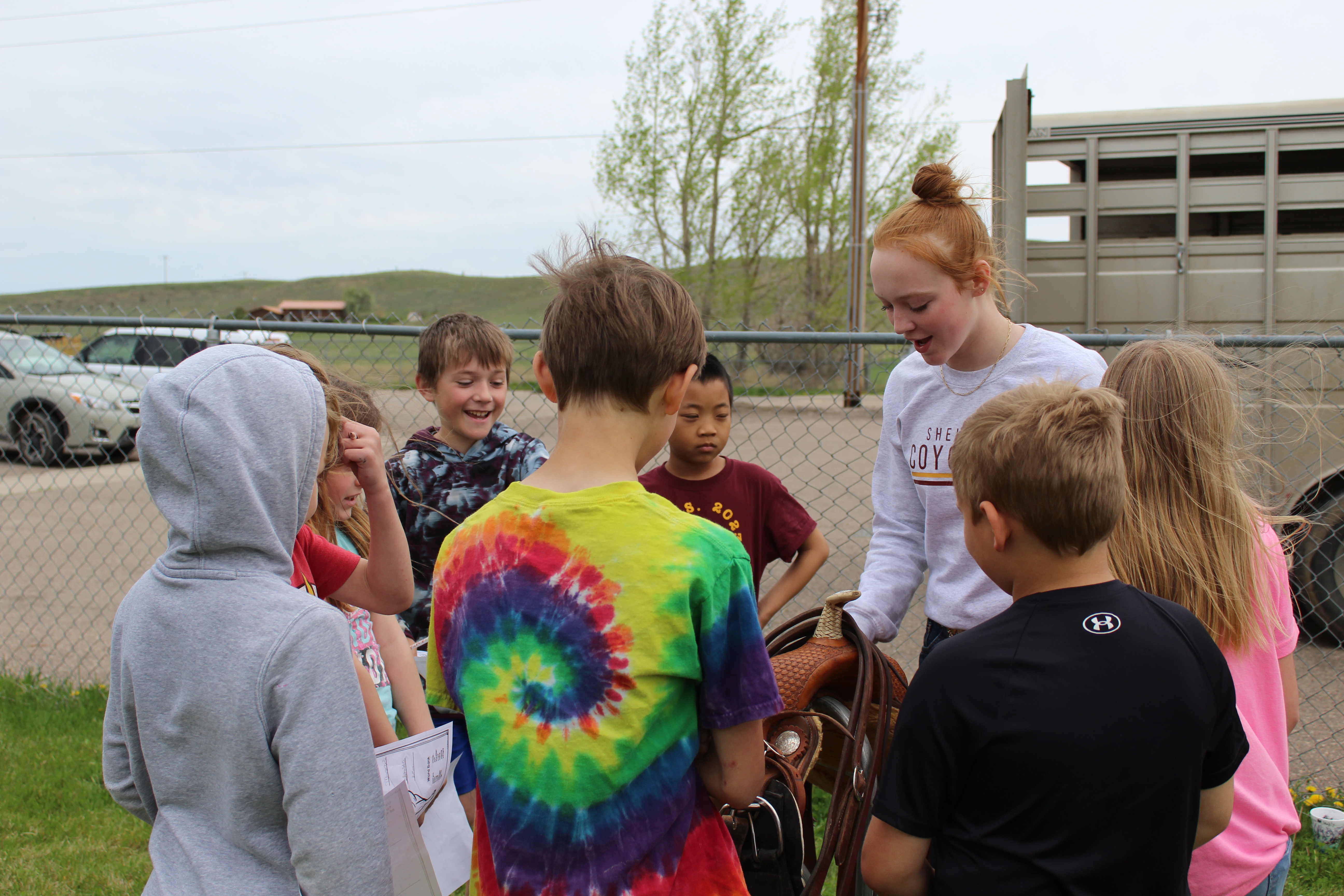 Jadis Scarborough Teaching 3rd Graders about her Saddle